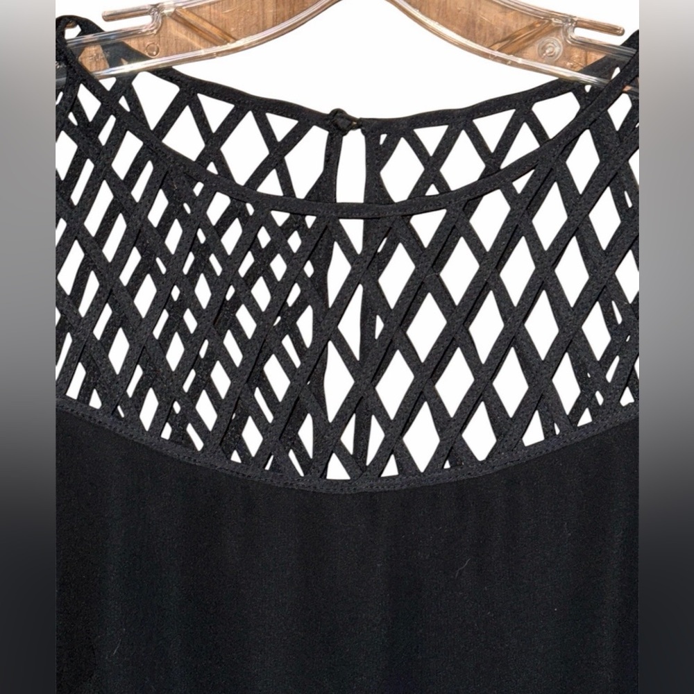 White House Black Market Dress LBD Sheer Sleeves Long Sleeve Cocktail Party Sz 4 - Picture 5 of 10